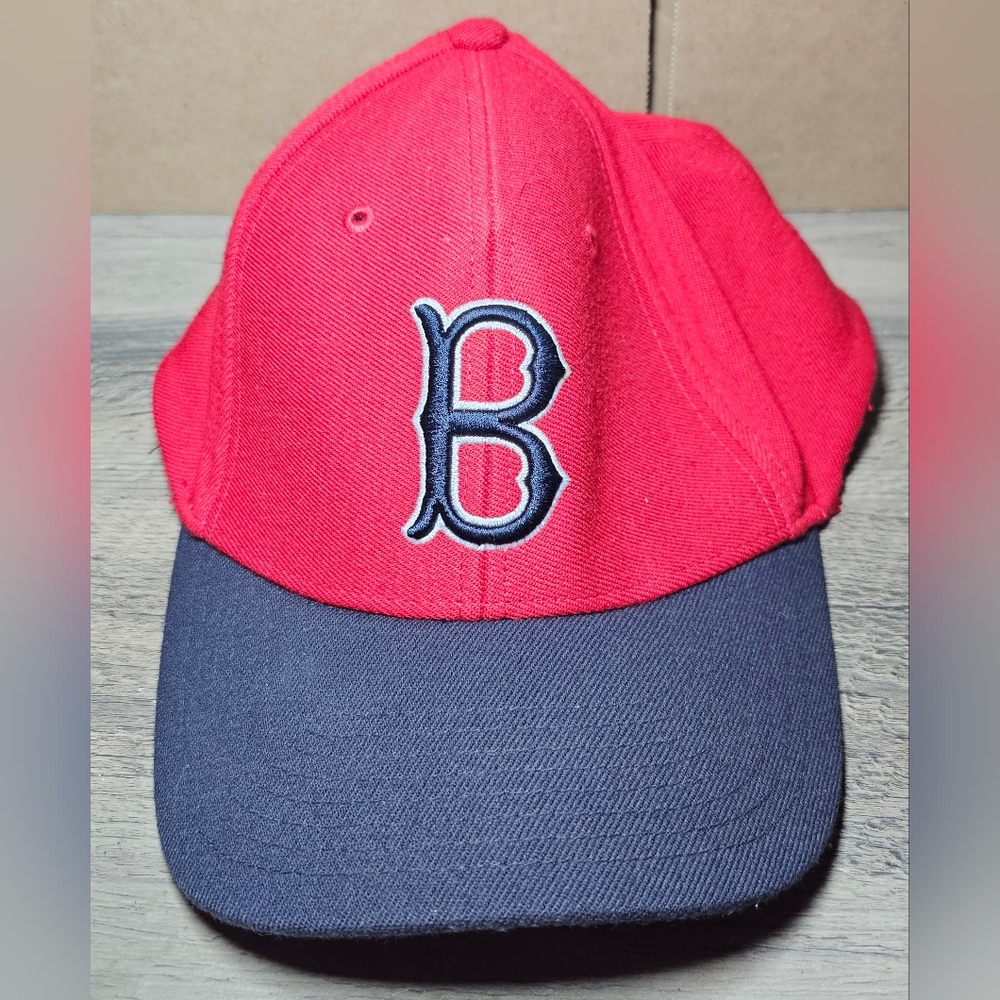 Boston Red Sox Hat Cap Mens Fitted Red  47 Brand Fenway Park Collection Sz S-M